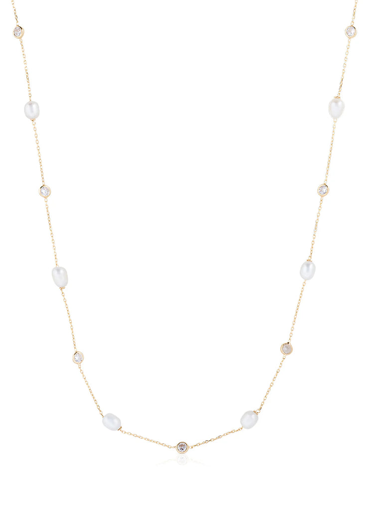 Pearla Chain Necklace in Gold