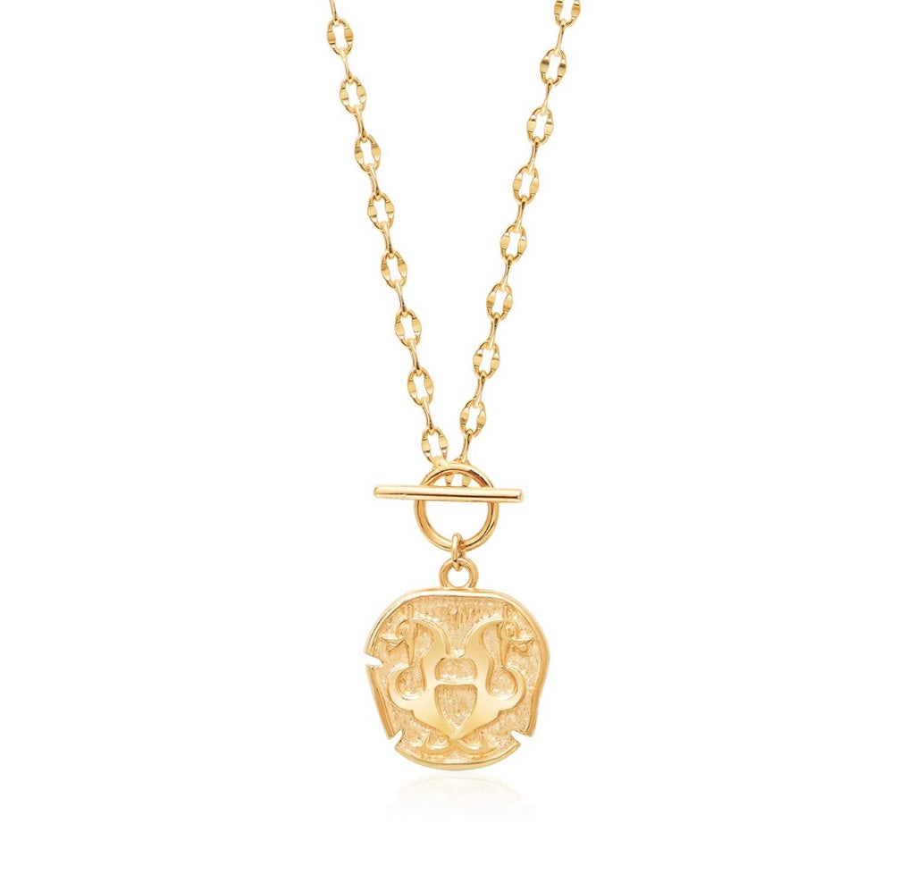 Hera Necklace in Gold