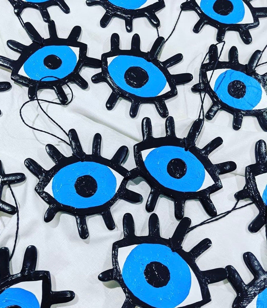 Eye of Lashes Wall Hanging