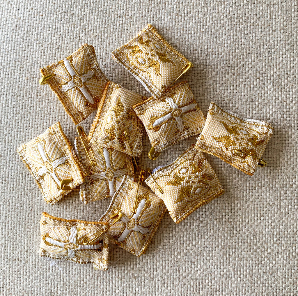 Filaxto - Beige/Gold