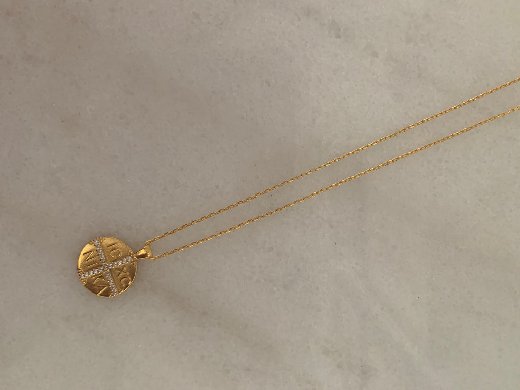 ICXC NIKA Necklace in Gold
